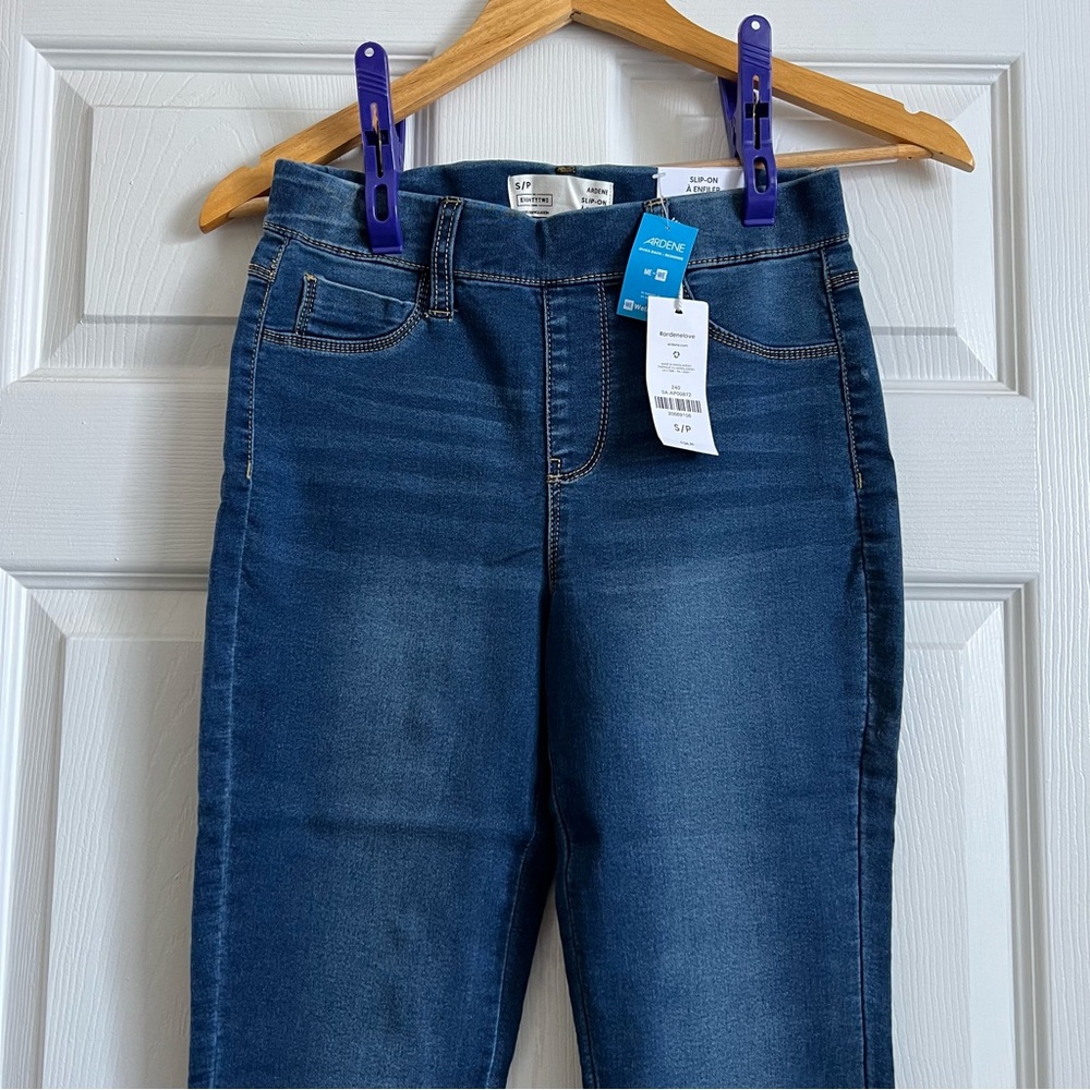 Slip on Jeans - Ardene Eighty Two Blue Jeggings - Small NWT